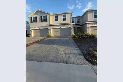 466 Thompson Village Avenue, Apopka, FL 32703 - Photo 1