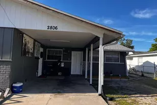 2804 52nd Ave Dr W, Bradenton, FL 34207 - Photo 1