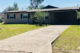 23 College Dr, Babson Park, FL 33827 - Photo 1
