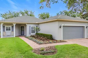 28 Knoll Wood Dr, Poinciana, FL 34759 - Photo 1