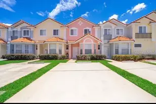 1179 S Beach Cir, Kissimmee, FL 34746 - Photo 1
