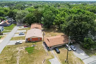 601 S Dixie Ave, Fruitland Park, FL 34731 - Photo 1