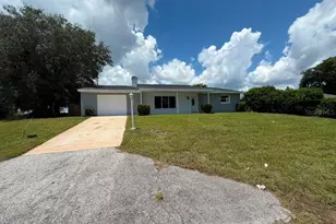 1822 Banyan Tree Dr, Edgewater, FL 32132 - Photo 1