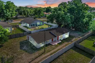 1460 Marvin C. Zanders Ave, Apopka, FL 32703 - Photo 1