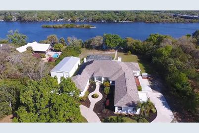 9310 Old Gibsonton Drive, Gibsonton, FL 33534 - Photo 1