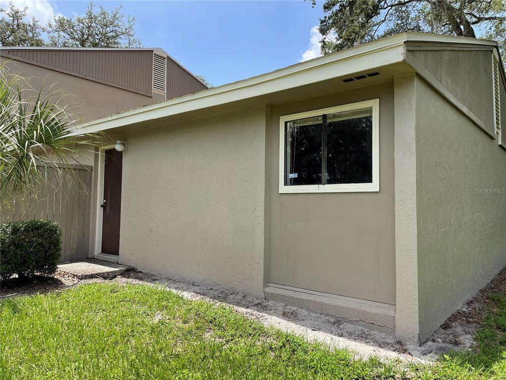 8649 Lake Isle Dr, Temple Terrace, FL 33637 MLS T3380781 Coldwell