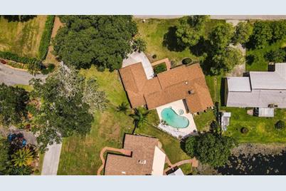 18718 Lakeshore Drive, Lutz, FL 33549 - Photo 1