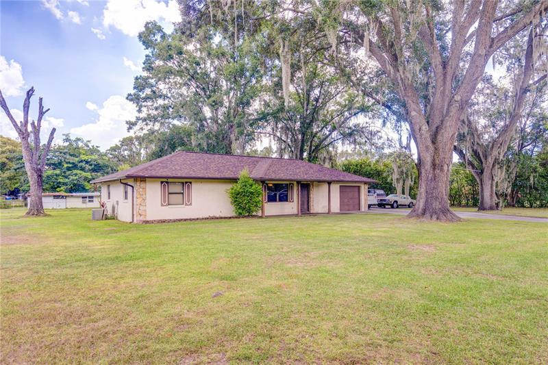 3811 N Wilder Rd, Plant City, FL 33565 MLS T3386003 Coldwell Banker