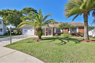 8725 Cobblestone Drive, Tampa, FL 33615 - Photo 1