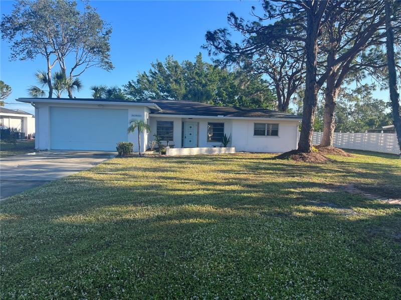 400 Dona Dr, Nokomis, FL 34275 MLS T3417235 Coldwell Banker