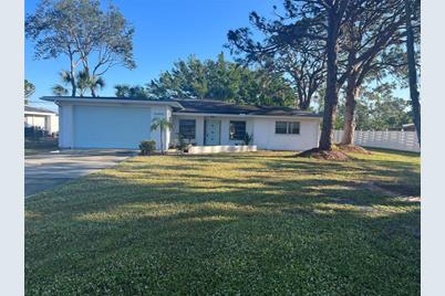 400 Dona Drive, Nokomis, FL 34275 - Photo 1