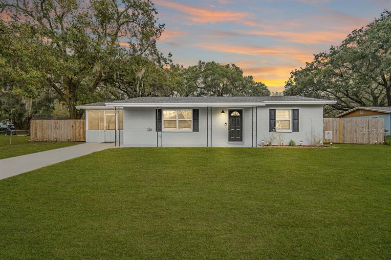 3010 Laurel Ln, Plant City, FL 33566 MLS T3421258 Coldwell Banker