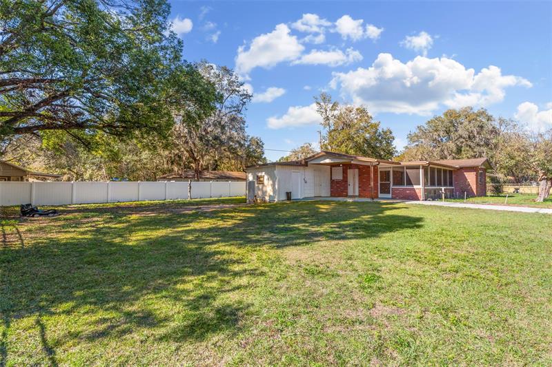 5310 Pine St, Seffner, FL 33584 MLS T3422529 Coldwell Banker