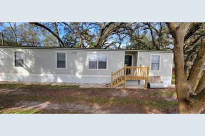 38541 Dennis Lane, Zephyrhills, FL 33540 - Photo 1