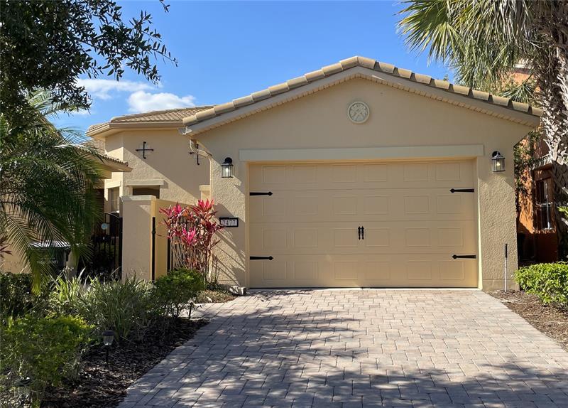 2477 Palm Tree Dr, Kissimmee, FL 34759 - MLS T3427948 - Coldwell Banker