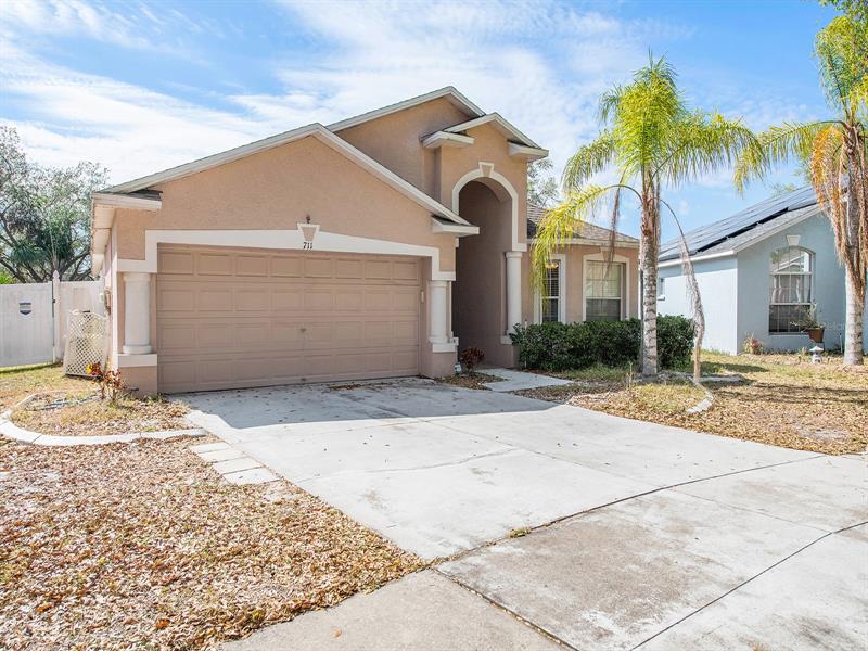 711 Somerstone Dr, Valrico, FL 33594 MLS T3428377 Coldwell Banker