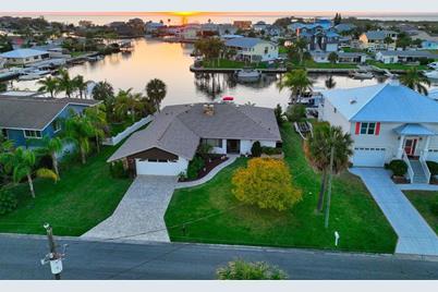 4533 Gulfstream Drive, Hernando Beach, FL 34607 - Photo 1