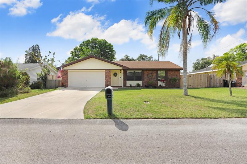 2807 Gary Ln, Lakeland, FL 33812 - MLS T3431491 - Coldwell Banker