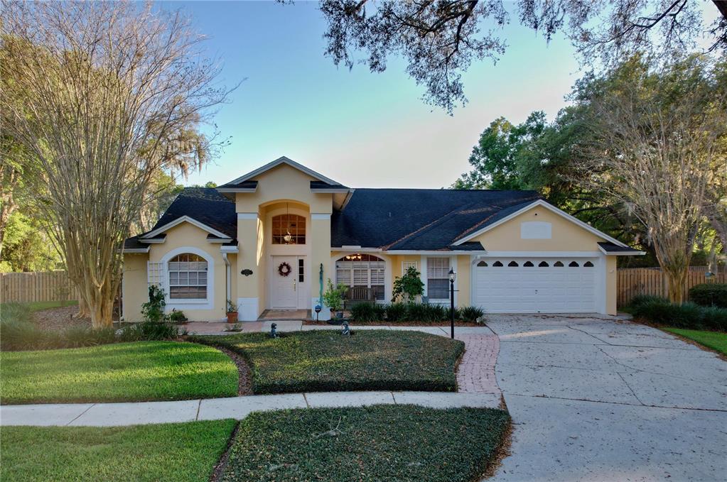 17312 Oak Ledge Dr, Lutz, FL 33549 MLS T3433836 Coldwell Banker