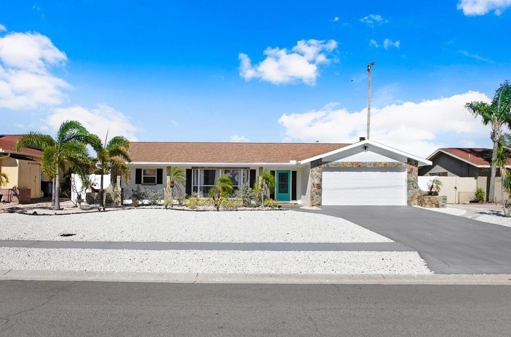 729 Flamingo Dr, Apollo Beach, FL 33572 MLS T3440312 Coldwell Banker
