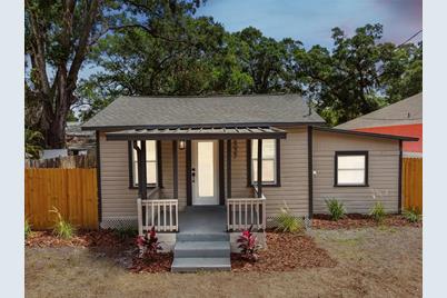8027 N Newport Avenue, Tampa, FL 33604 - Photo 1