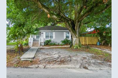 1429 E Powhatan Avenue, Tampa, FL 33604 - Photo 1