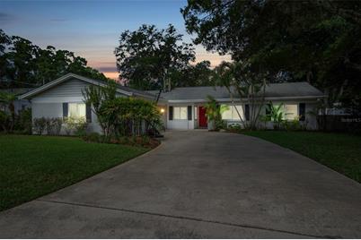 10508 Homestead Drive, Tampa, FL 33618 - Photo 1