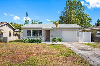 4686 18th Avenue S, Saint Petersburg, FL 33711 - Photo 1