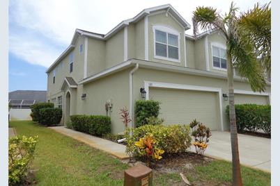 523 Harbor Springs Drive, Palm Harbor, FL 34683 - Photo 1