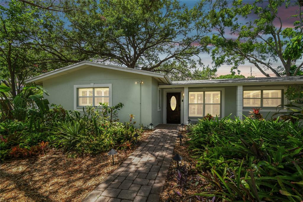 4611 W Hawthorne Rd, Tampa, FL 33611 MLS T3449922 Coldwell Banker