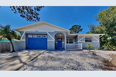 1209 Castleworks Lane, Tarpon Springs, FL 34689 - Photo 1