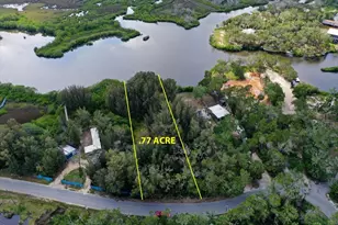 1344 S Estuary Dr, Crystal River, FL 34429 - Photo 1