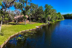 7810 Terrace Oaks Ct, Temple Terrace, FL 33617 - Photo 1