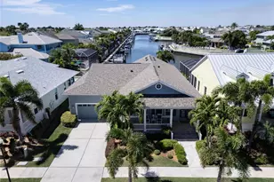 406 Islebay Dr, Apollo Beach, FL 33572 - Photo 1