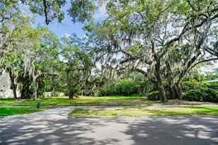 4806 W Beachway Dr, Tampa, FL 33609 - Photo 1