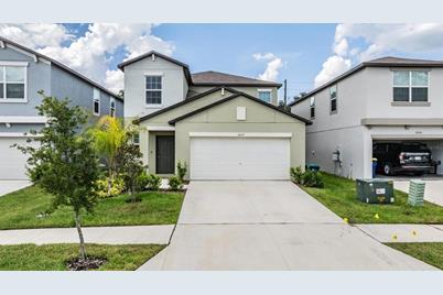 10112 Branching Ship Trace, Wesley Chapel, FL 33545 - Photo 1