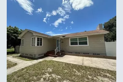 1724 49th Street N, Saint Petersburg, FL 33710 - Photo 1