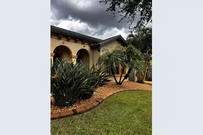 829 Floresta Street, Brandon, FL 33511 - Photo 1