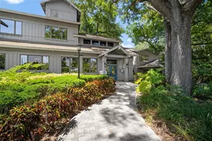 915 Chestnut St, Clearwater, FL 33756 - Photo 1