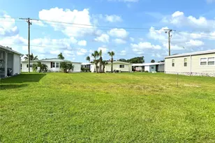 256 Hibisco Dr, North Port, FL 34287 - Photo 1
