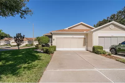 906 Newpoint Loop #3, Sun City Center, FL 33573 - Photo 1