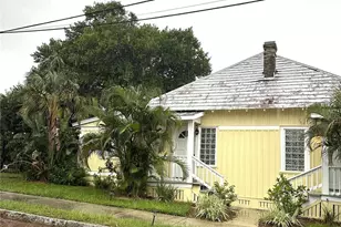 109 Hibiscus St, Tarpon Springs, FL 34689 - Photo 1