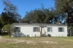 6825 23rd St, Zephyrhills, FL 33542 - Photo 1