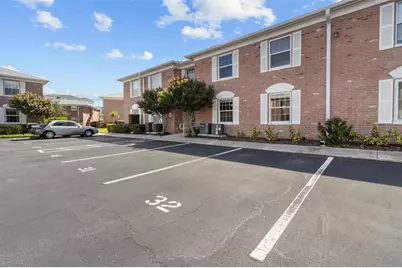 3970 37th Street S #14, Saint Petersburg, FL 33711 - Photo 1