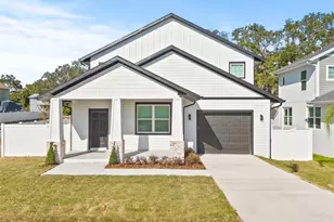 3006 E Columbus Dr, Tampa, FL 33605 - Photo 1