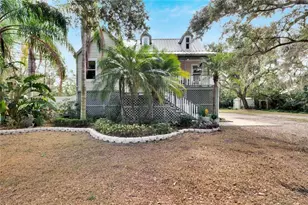 1406 Butch Cassidy Trail, Wimauma, FL 33598 - Photo 1