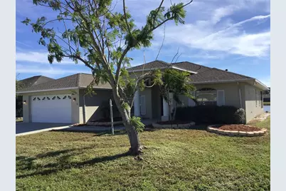 6740 66th Avenue E, Bradenton, FL 34203 - Photo 1