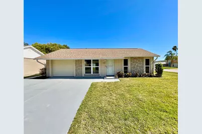 7818 Avenal Loop, New Port Richey, FL 34655 - Photo 1