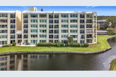 225 Country Club Drive #1611, Largo, FL 33771 - Photo 1