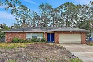 5225 Venetian Blvd NE, Saint Petersburg, FL 33703 - Photo 1